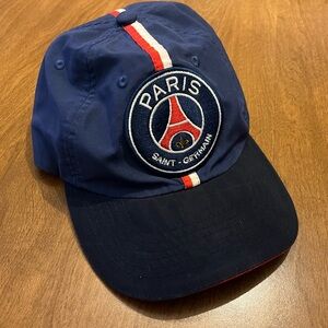 Paris Saint-Germain dad hat